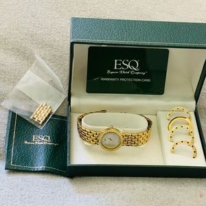 Esquire watch with Mother of Pearl face and 5 interchangable rings